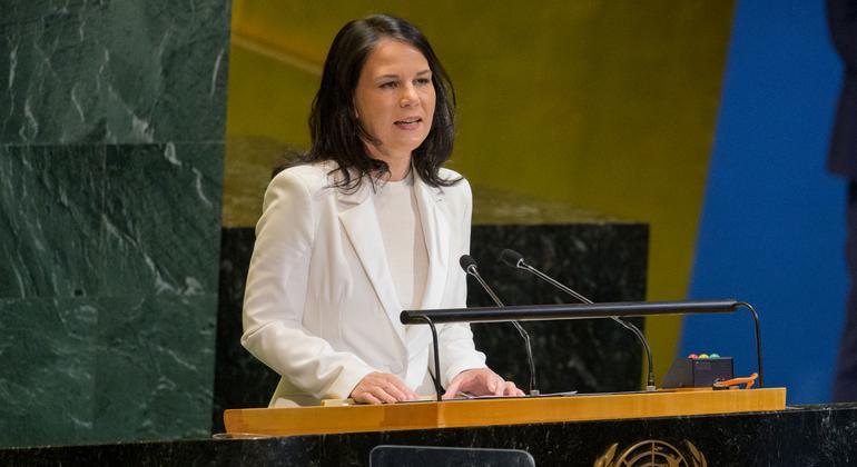 Порно фильмдердің мұқабалары Ұлдар мен қыздар арасындағы жыныстық қатынас туралы видео